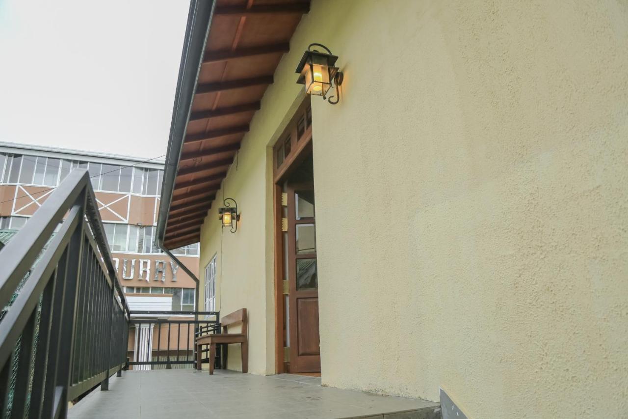 Grace Hotel Нувара Елия Екстериор снимка